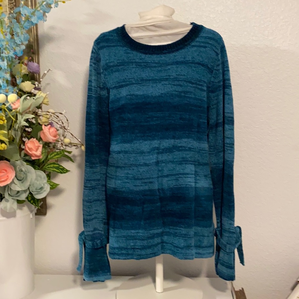 St John’s Bay Turquoise Sweater Women’s Medium
